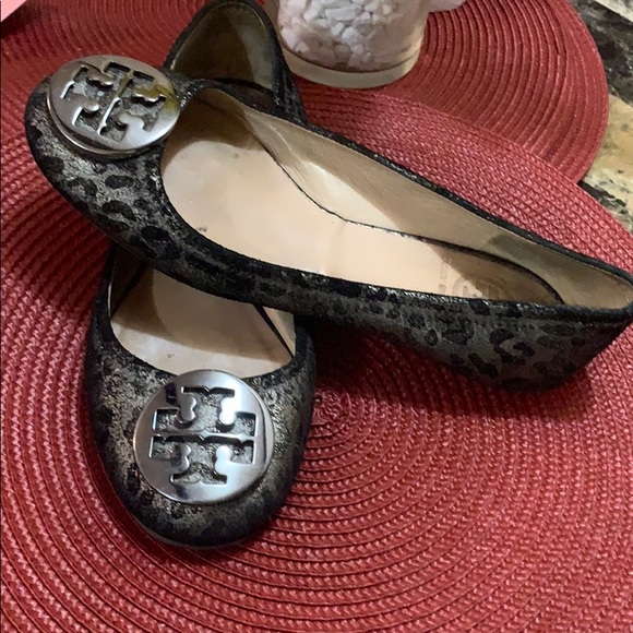 TORY BURCH SANDALS 🥰🥰 - Picture 2 of 10